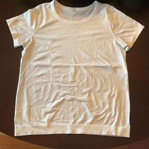 Lululemon shirt